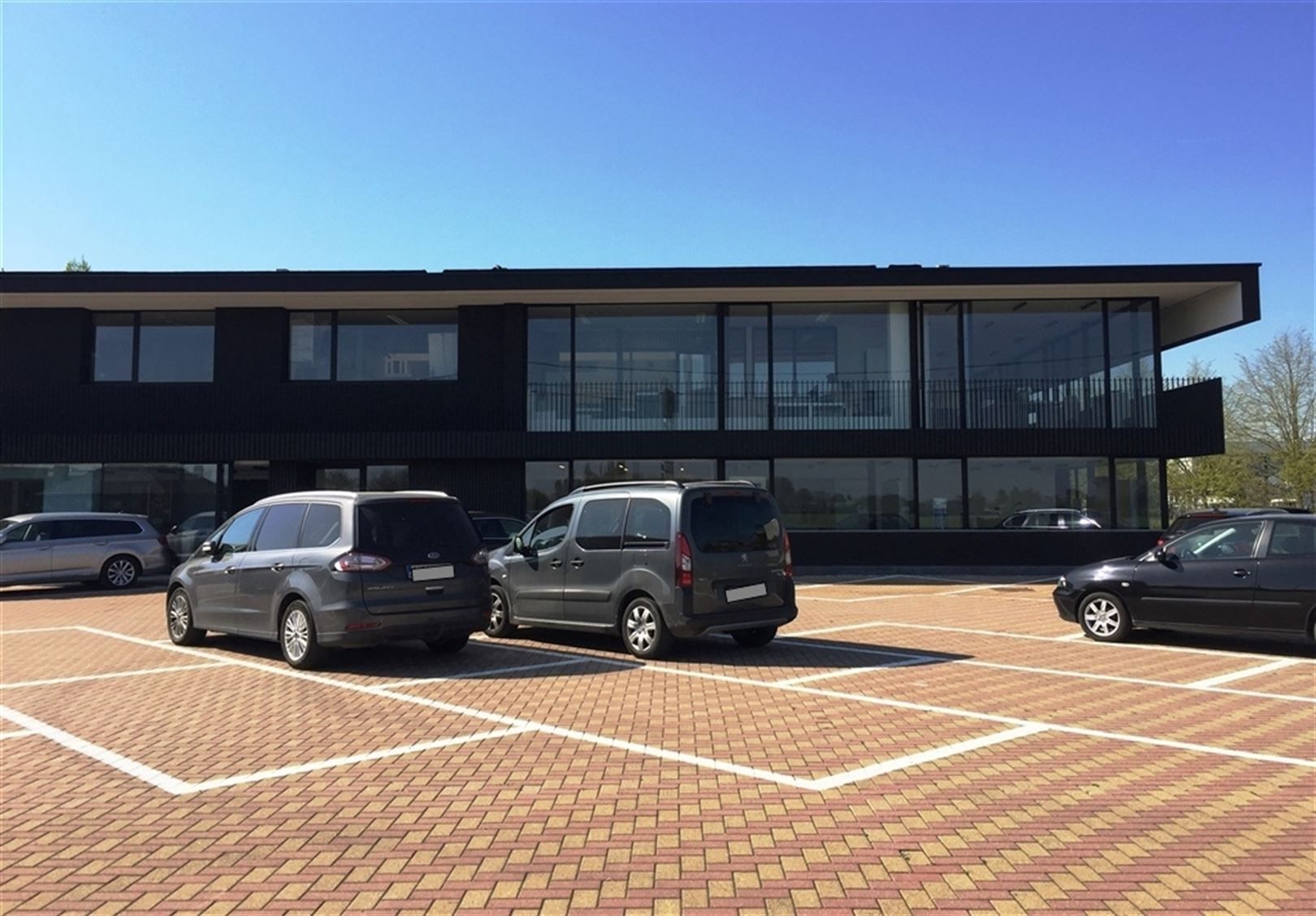 Business Park van 25m² tot 100 m² kantoren te huur foto 3