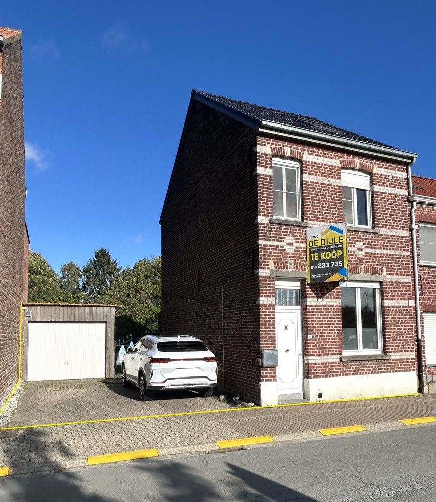Hoofdfoto van de publicatie: Charmante halfopen woning met tuin en garage in het centrum van Veltem