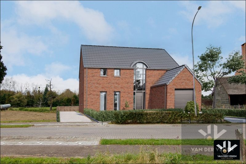 Breed perceel van 6 are voor open bebouwing met een mogelijke glvl oppervlakte van 144m² + ... m² op 1e verdiep foto 8