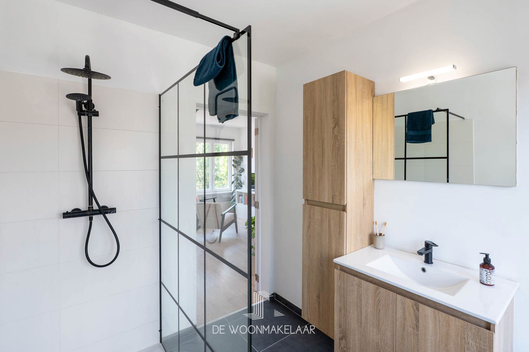 Gerenoveerd app met 2 slaapkamers en terras in hartje Niel foto 7