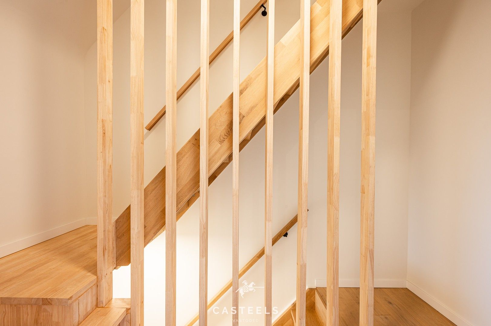 Prachtige gerenoveerde gezinswoning met grote tuin te &nbsp;Wetteren foto 13