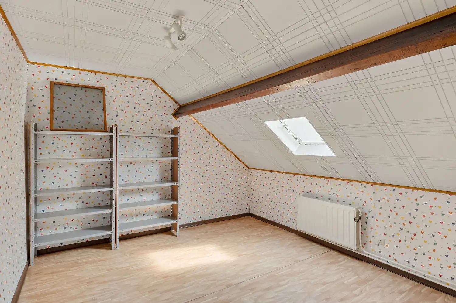 PRACHTIG GELEGEN WONING VLAK BIJ CENTRUM BONHEIDEN foto 13
