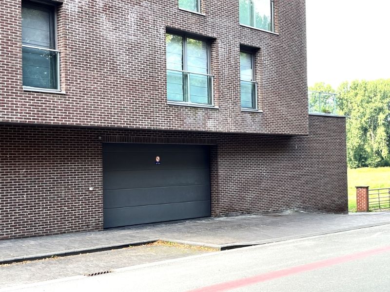 Luxe appartement met 3 slaapkamers en 2 terrassen foto 23