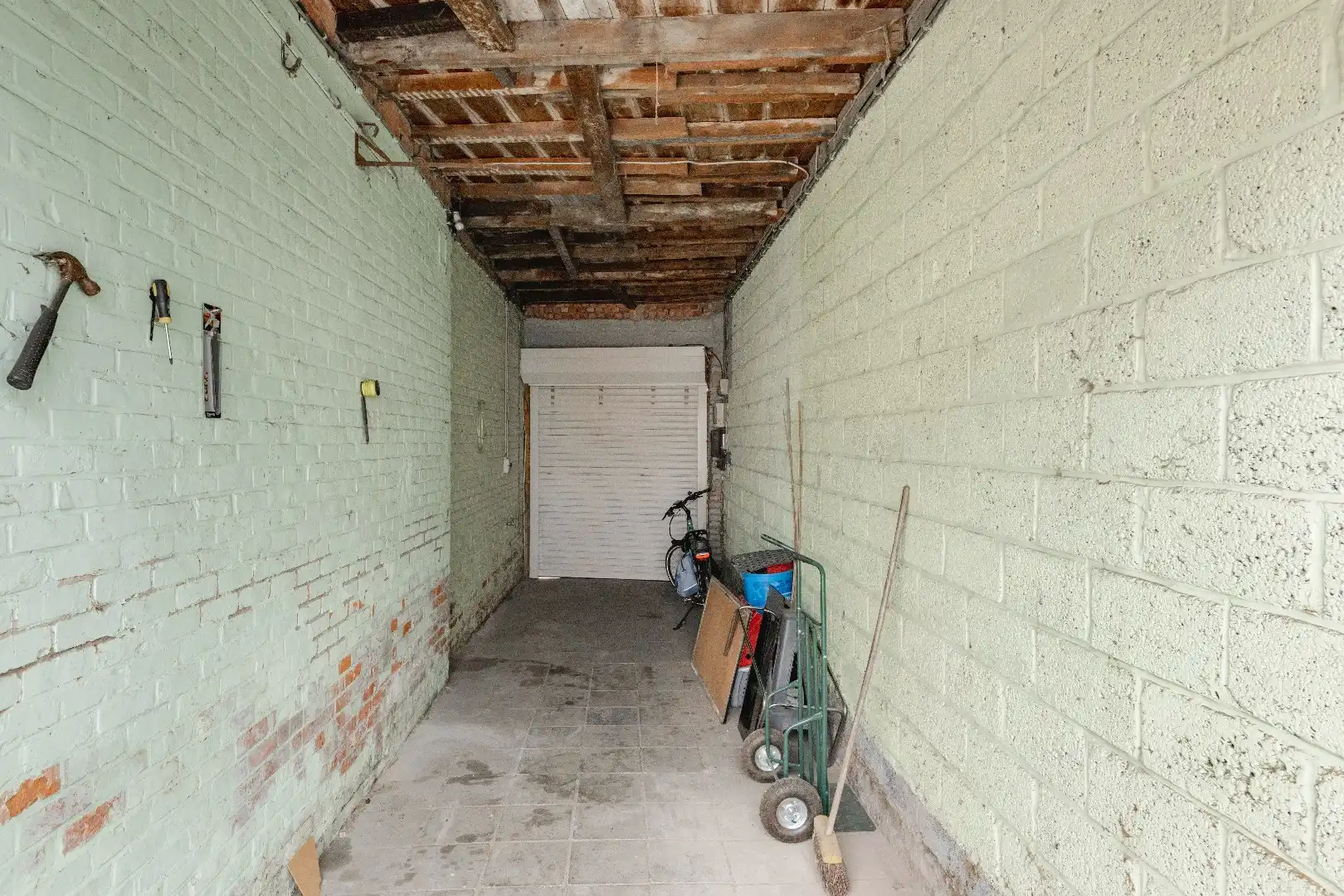 ZEER RUIME (TE RENOVEREN) WONING MET BIJGEBOUWEN | 5 SLPKS foto 18