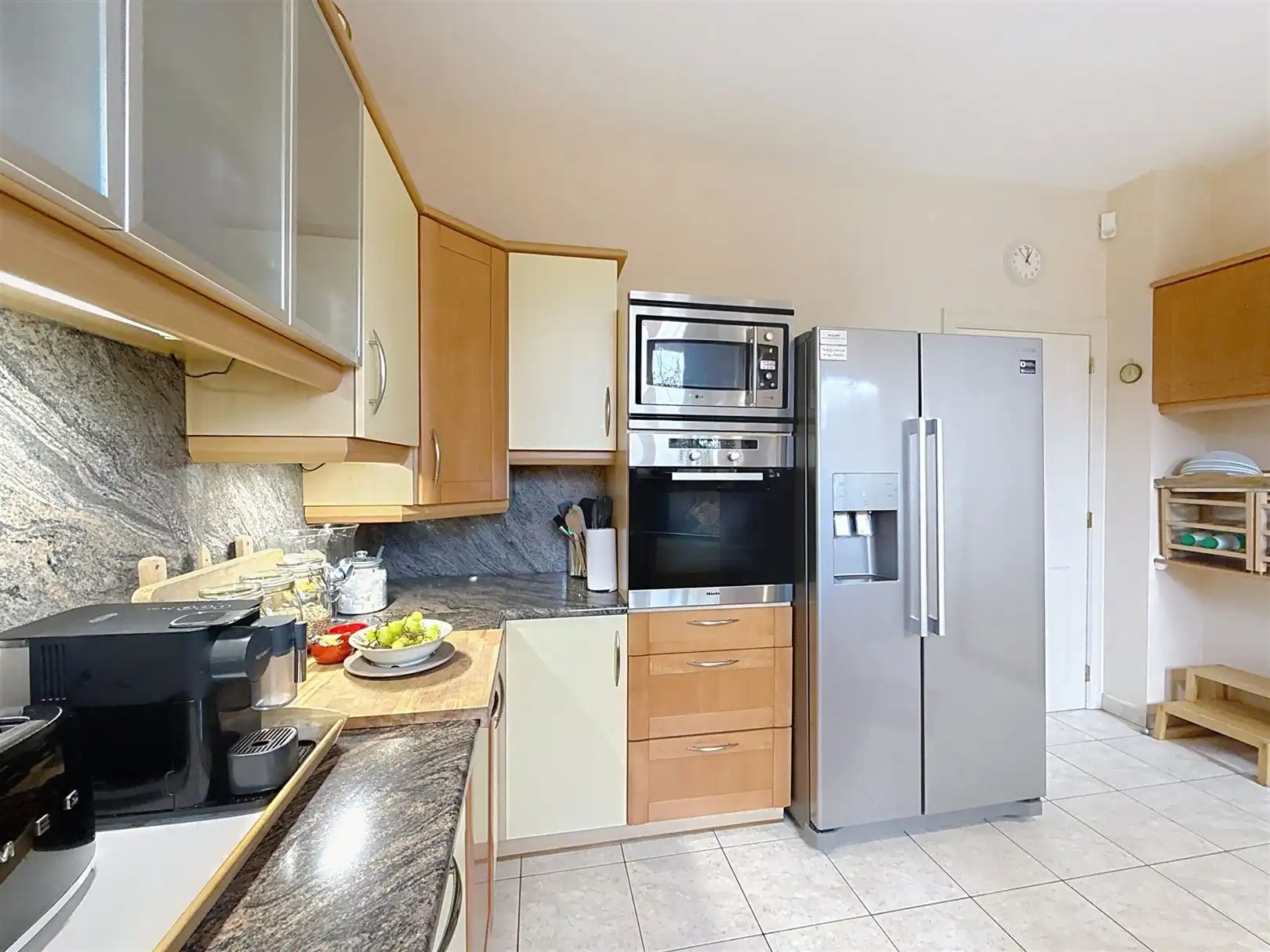 Karaktervolle woning met 4 slpks, 2 bdks, zwembad, 39a 17ca foto 17