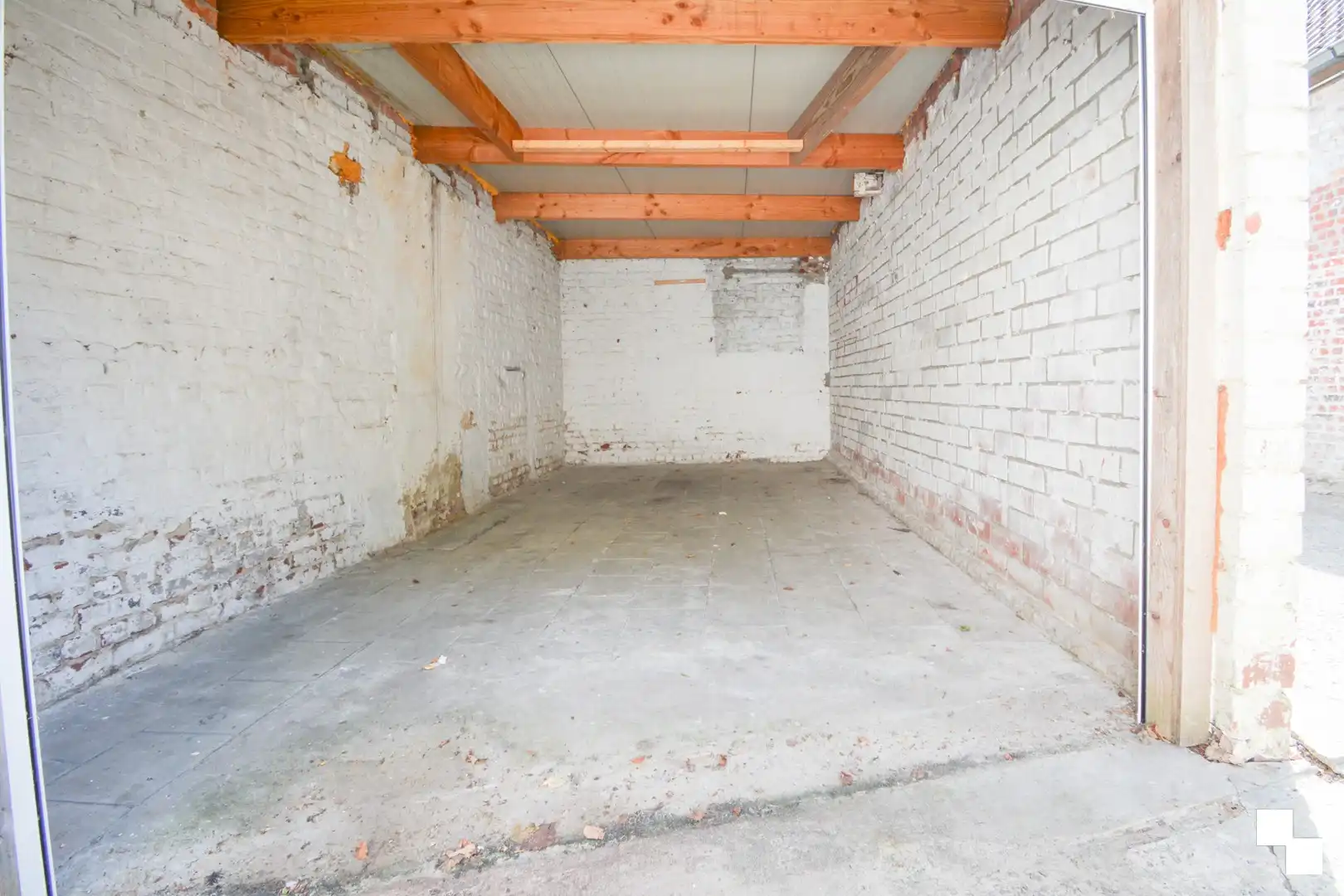 3 enkele garages te huur in Roeselare foto 2