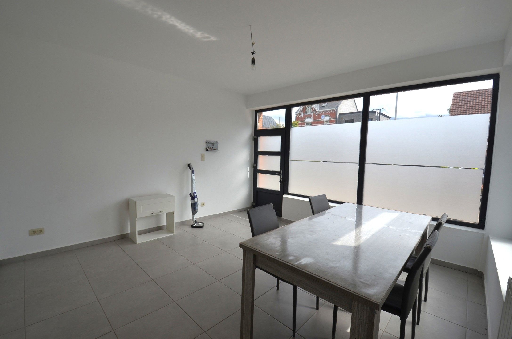 Zeer ruime woning met potentieel foto 2