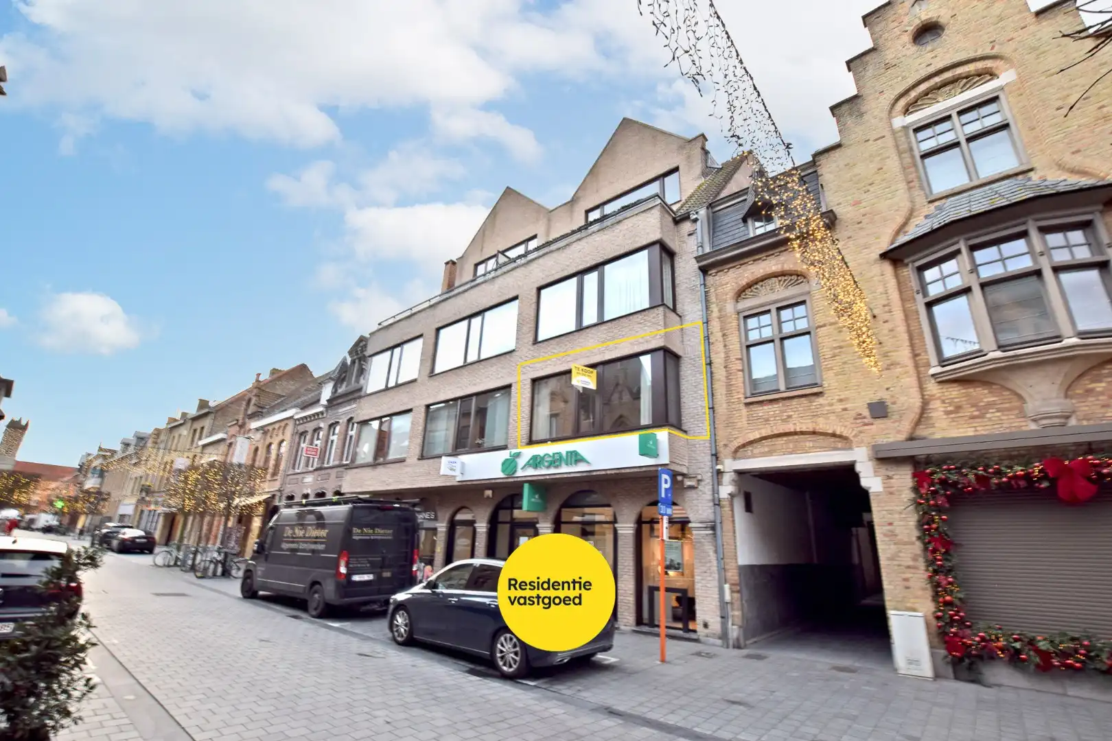 Prachtige 2/3-slaapkamer appartement (112m² + 12m²) in de winkelstraat van Nieuwpoort-stad. foto 16