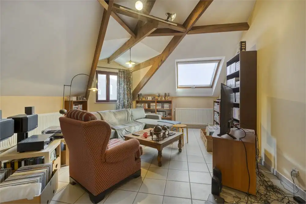 Dakappartement in kleine residentie foto 4