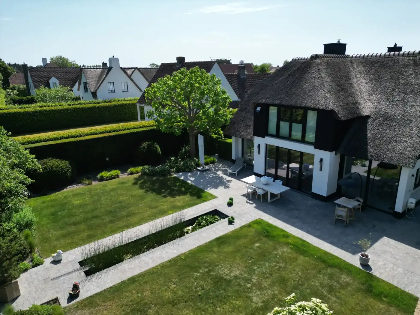 Zeer rustig gelegen en instapklare villa nabij de Oude Molen. foto 6
