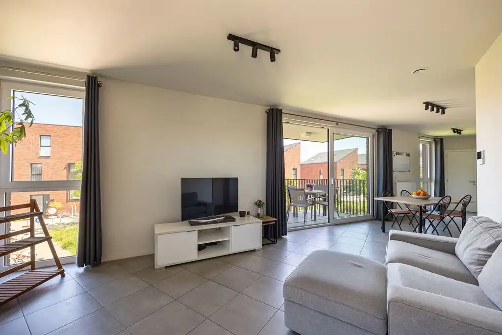 Recent appartement met groen zicht en P foto 2