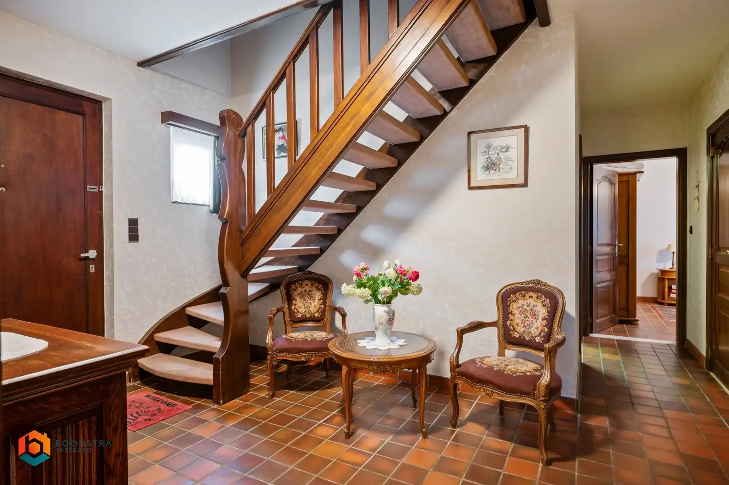 Te renoveren woning met 4 slpkrs en magazijn van 360m² op ruim perceel van 5730m² foto 15