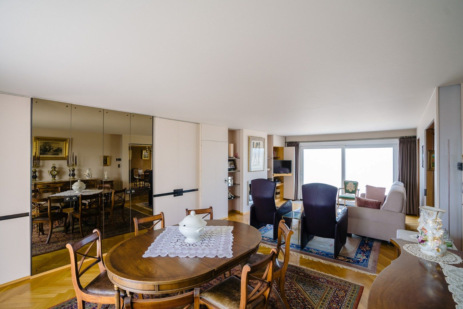 Unieke penthouse met frontaal zeezicht en ruim terras.  foto 9
