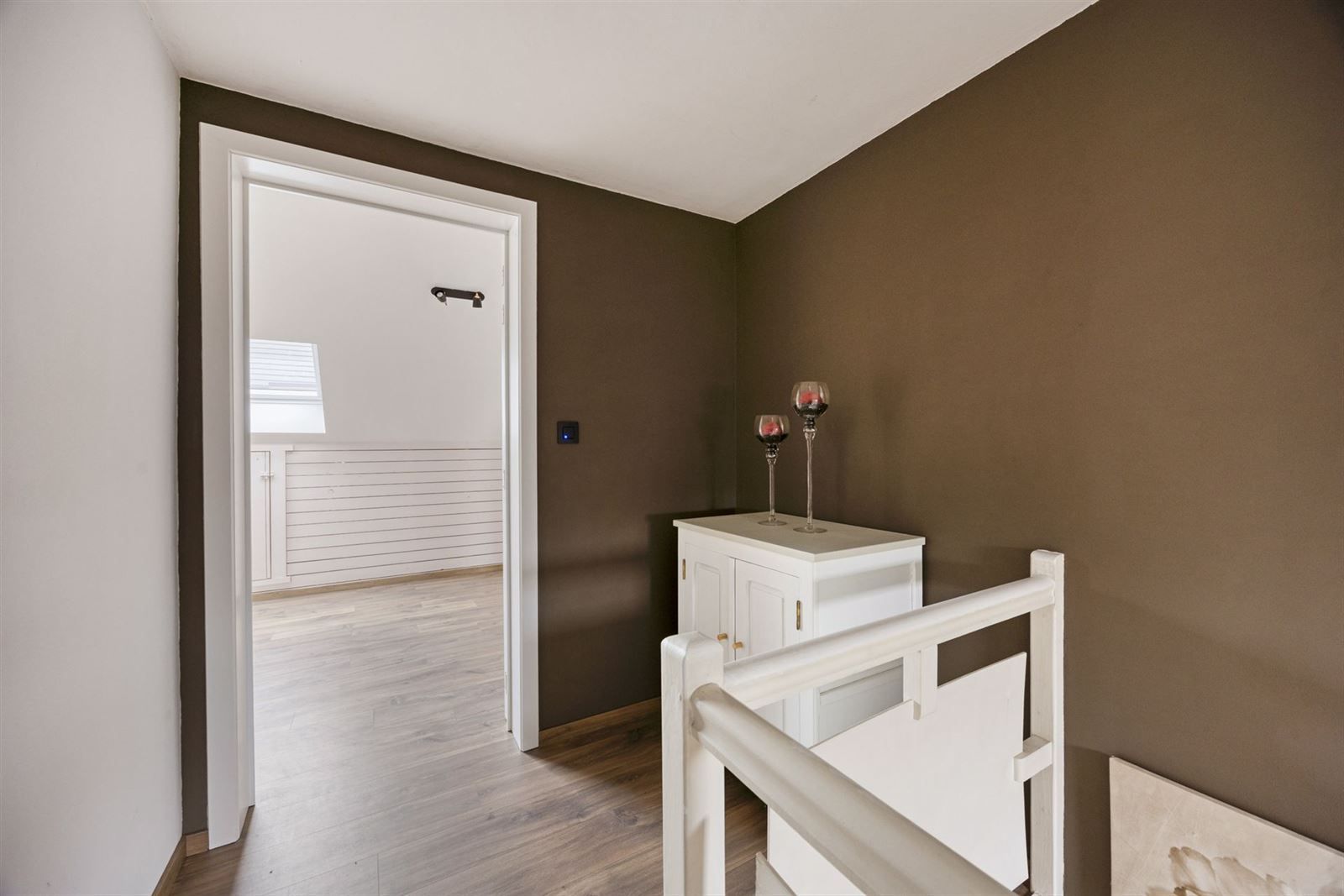 Woning met ruime loods te koop foto 26