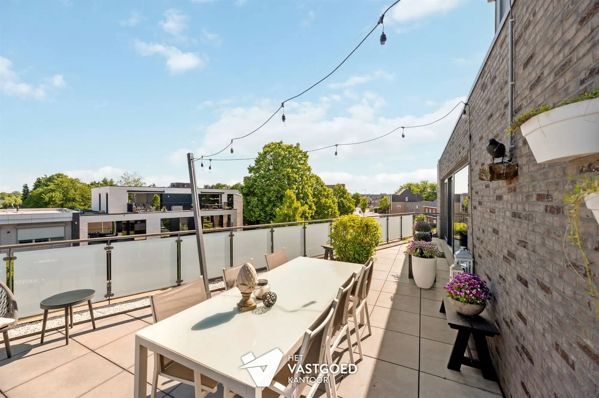 VRIJSTAANDE PENTHOUSE MET 3 SLPKS EN ZEER RUIM TERRAS! foto 27