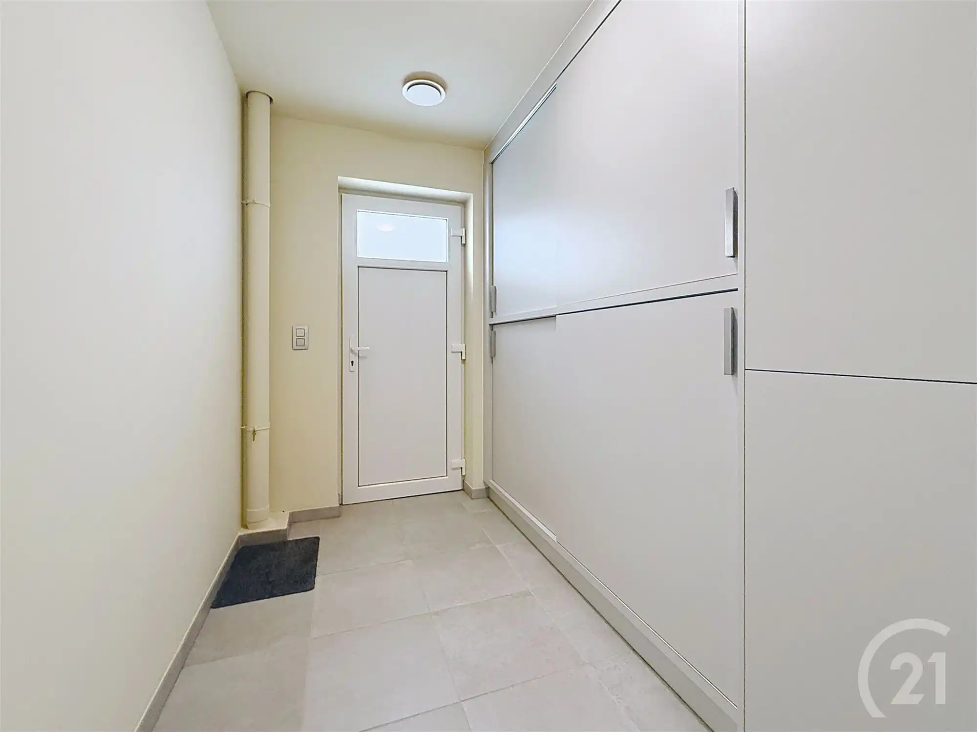 Aangename recente woning met 3 slaapkamers! foto 12