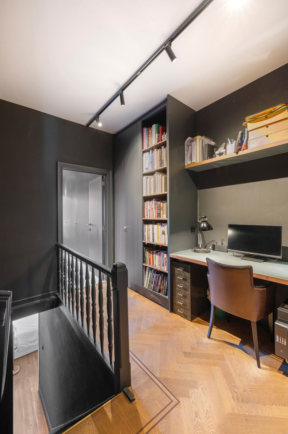ANTWERPEN - Karaktervol appartement met 4 slpk en zuidterras foto 17