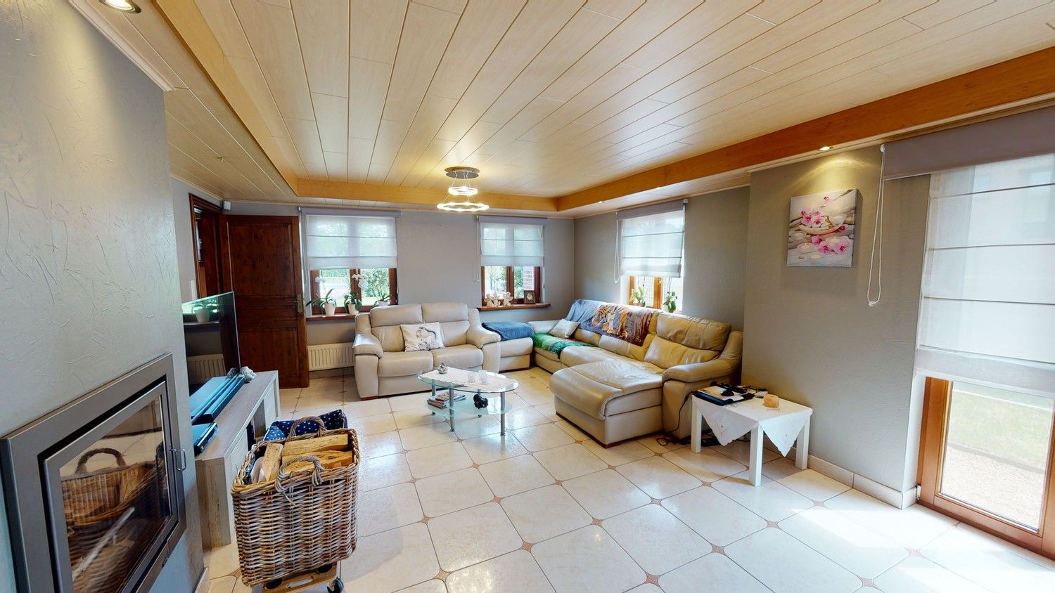 Ruime woning met 3 slaapkamers! foto 4