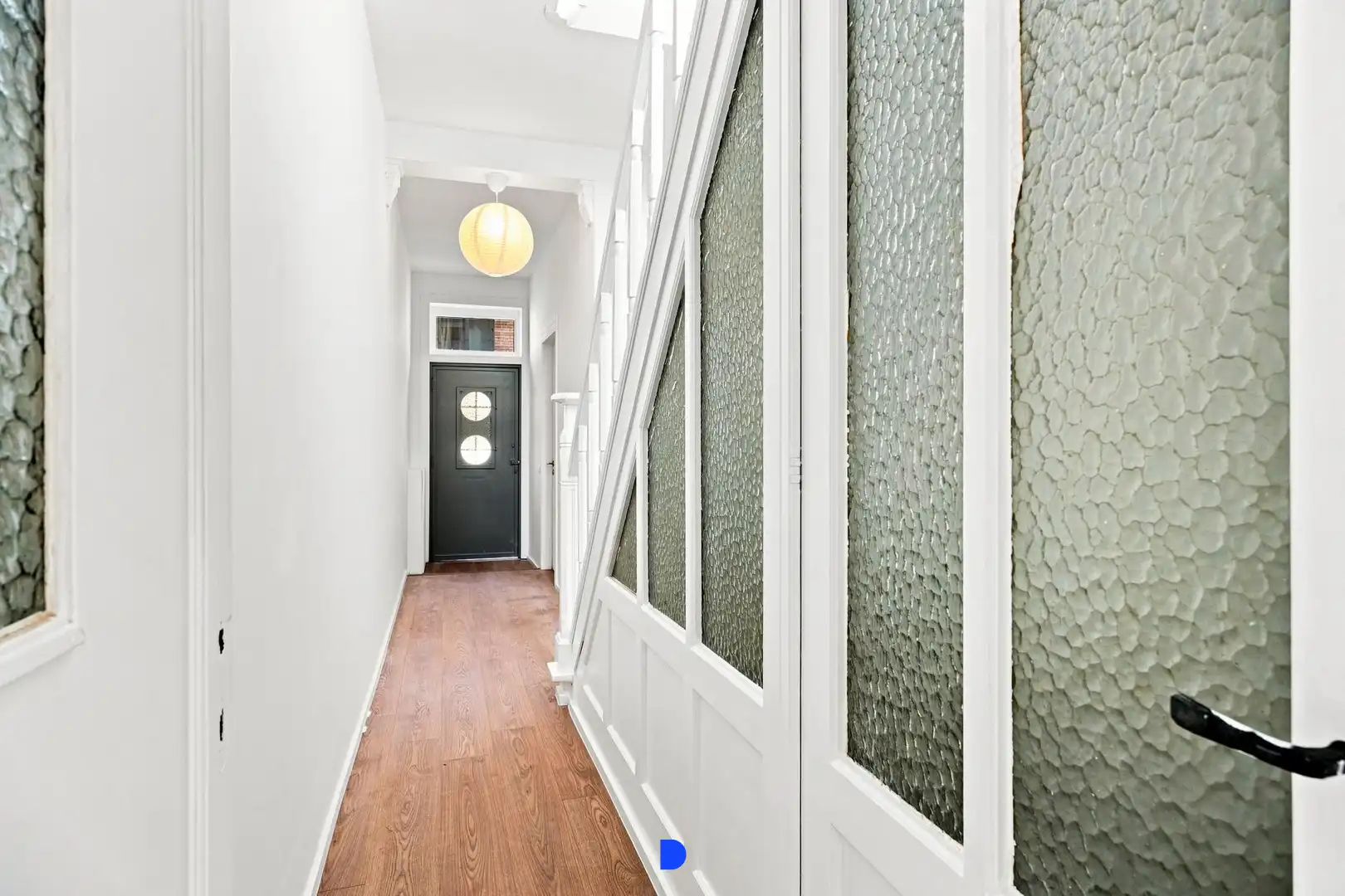 Instapklare burgerwoning in het centrum van Roeselare. foto 4