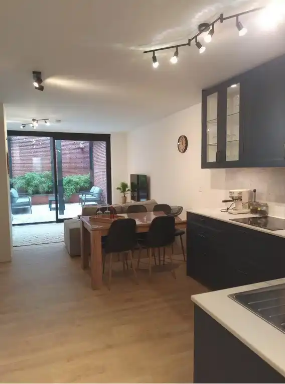 Prachtig gemeubelde duplex te huur foto 8