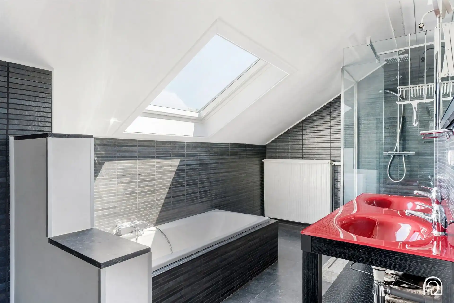 Instapklare mooie villa met 3 slk.  foto 20