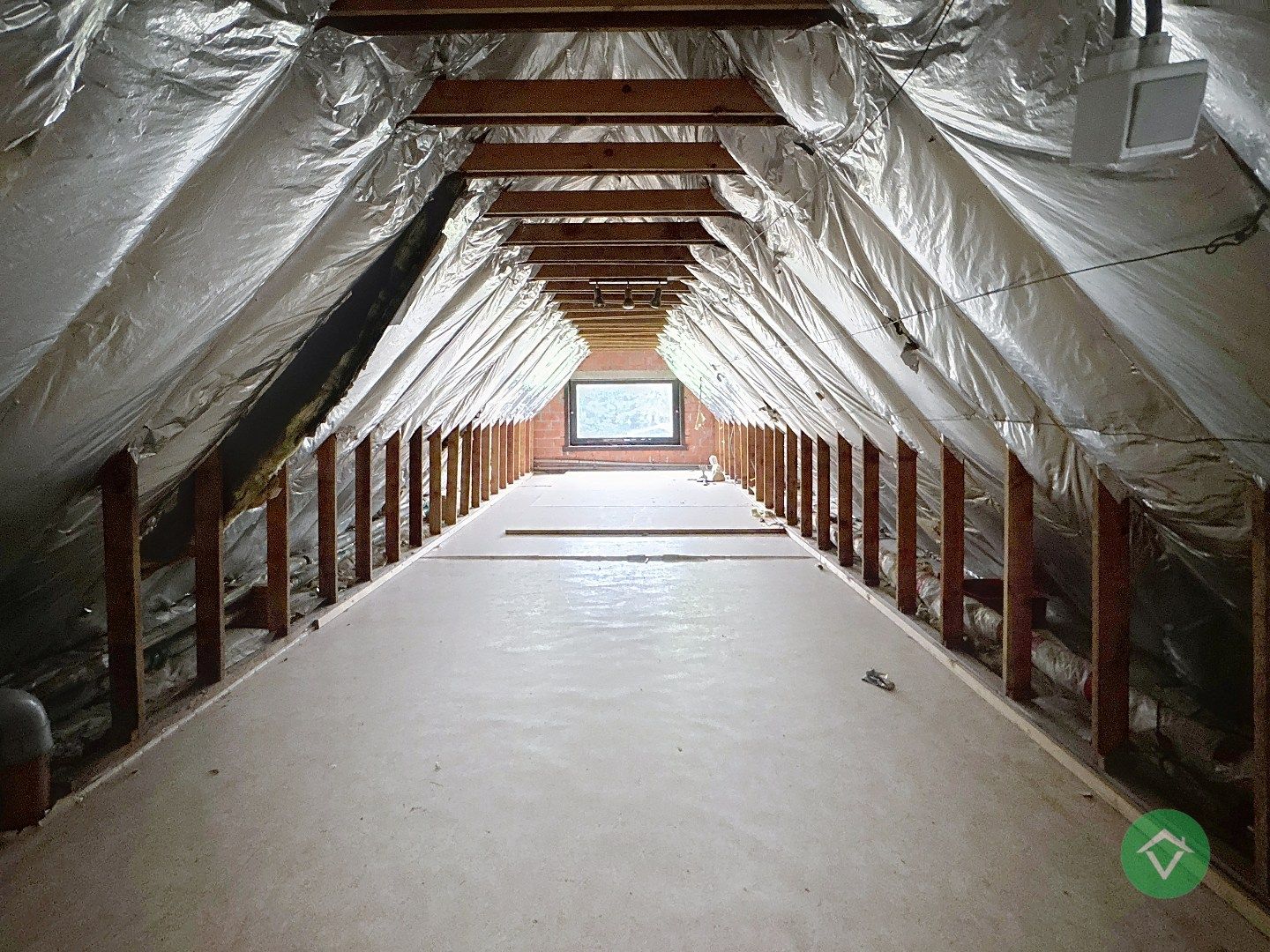 Alleenstaande woning met 4 slaapkamers te Koekelare foto 23