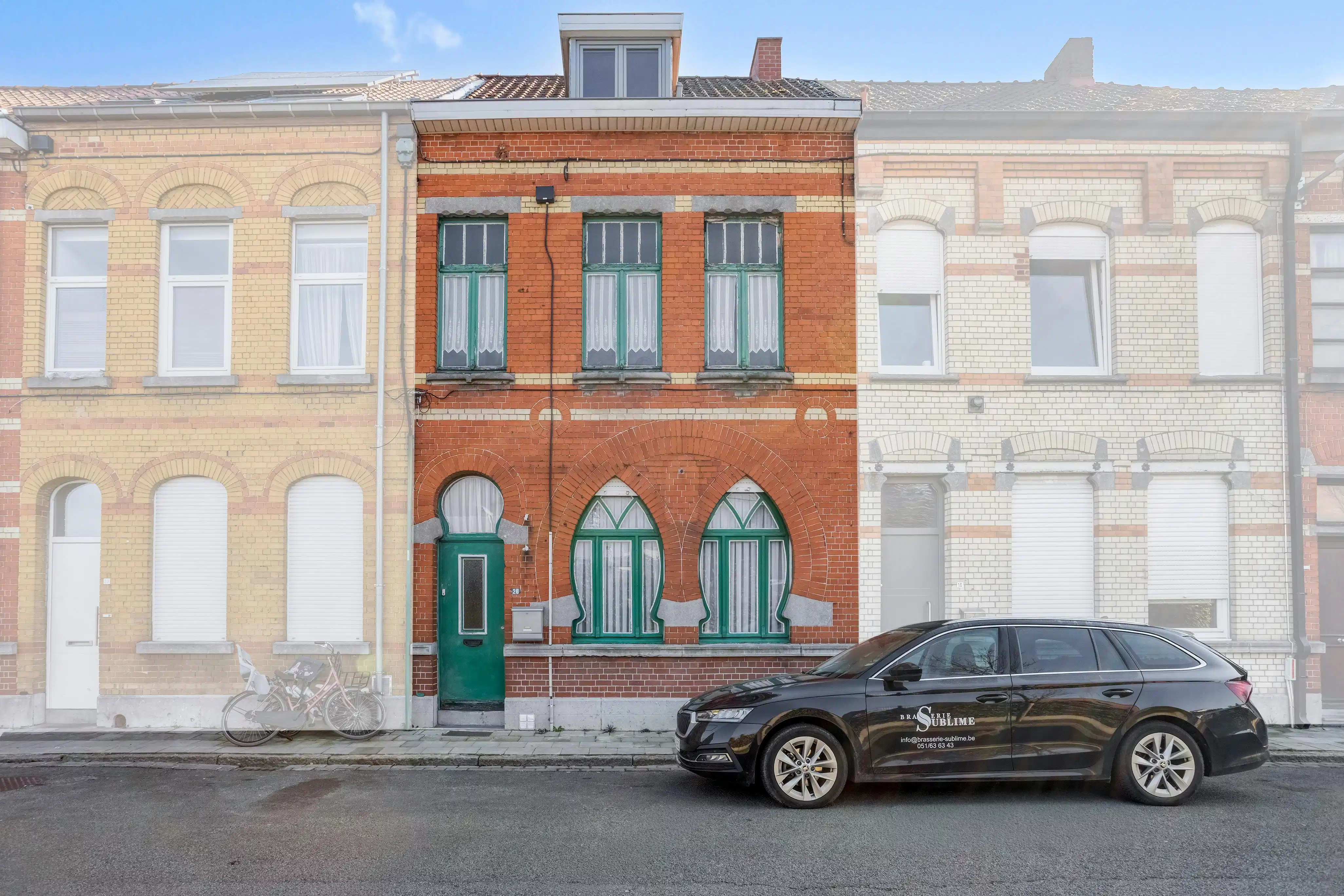 Te renoveren woning in de Vredestraat 20 te Izegem  foto 2