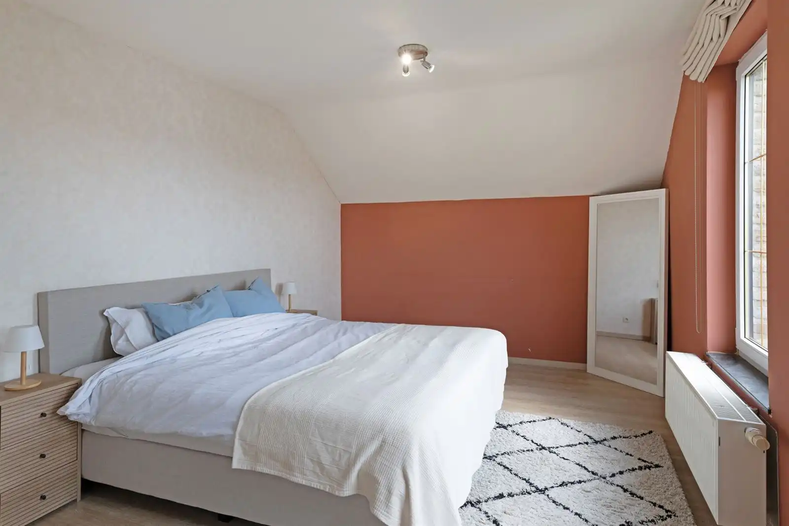Stijlvolle woning in groene omgeving met 3 slaapkamers foto 15