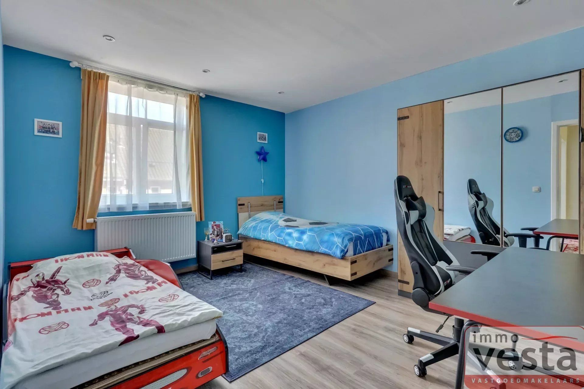 Ruime rijwoning nabij centrum Sint-Truiden foto 14