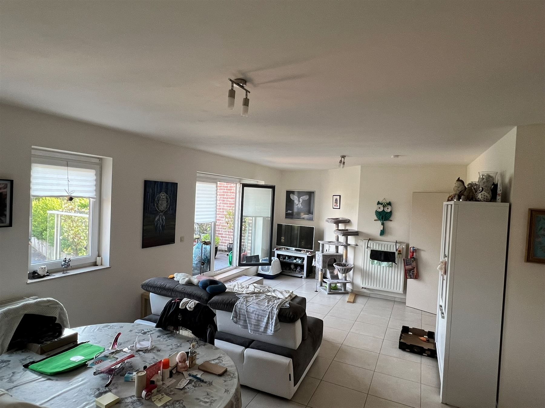 Instapklaar en energiezuinig appartement met 2 slaapkamers, terras en parking foto 2