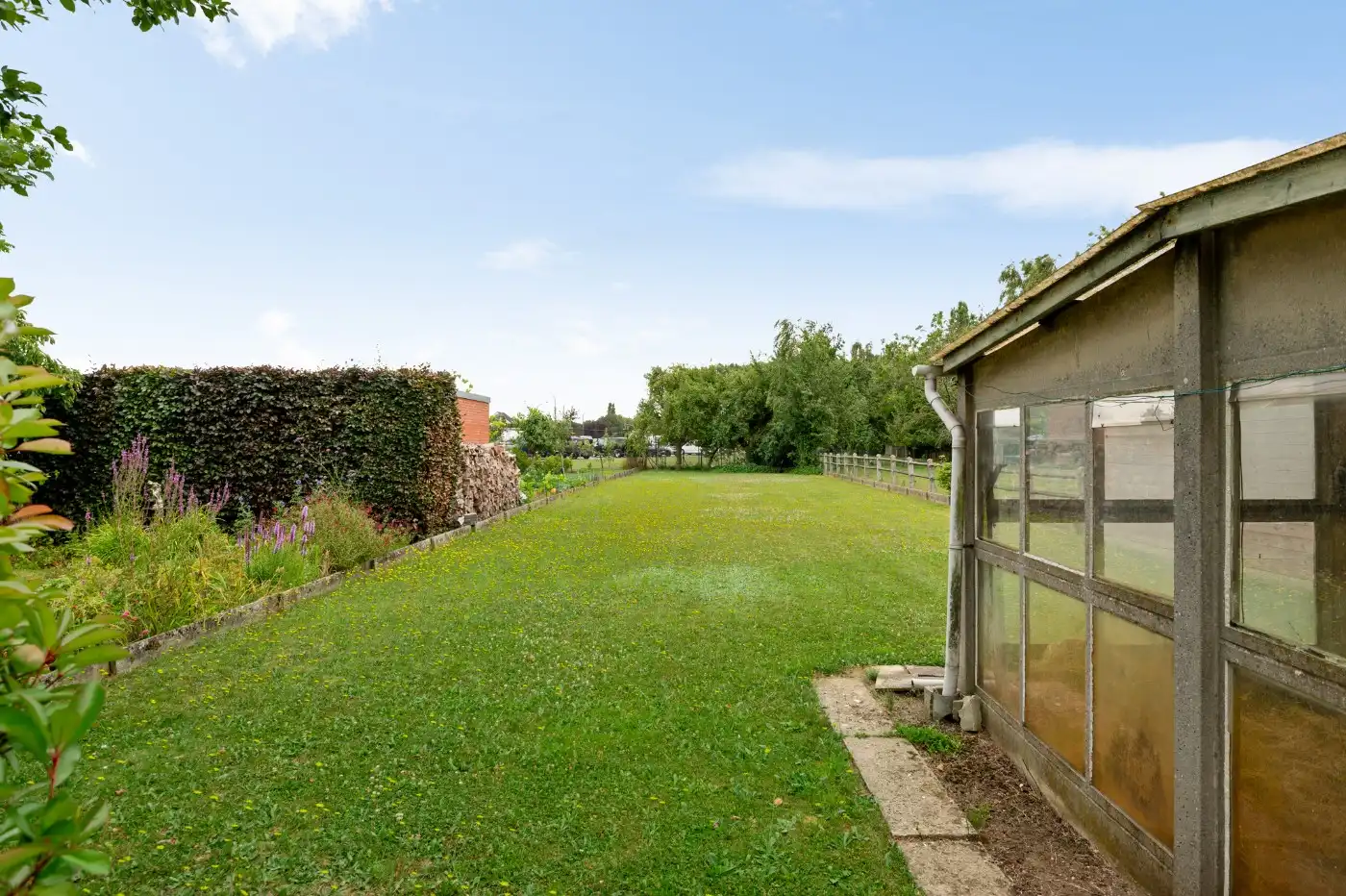 Te renoveren HOB met 3 slpk., ruime tuin én garage foto 21