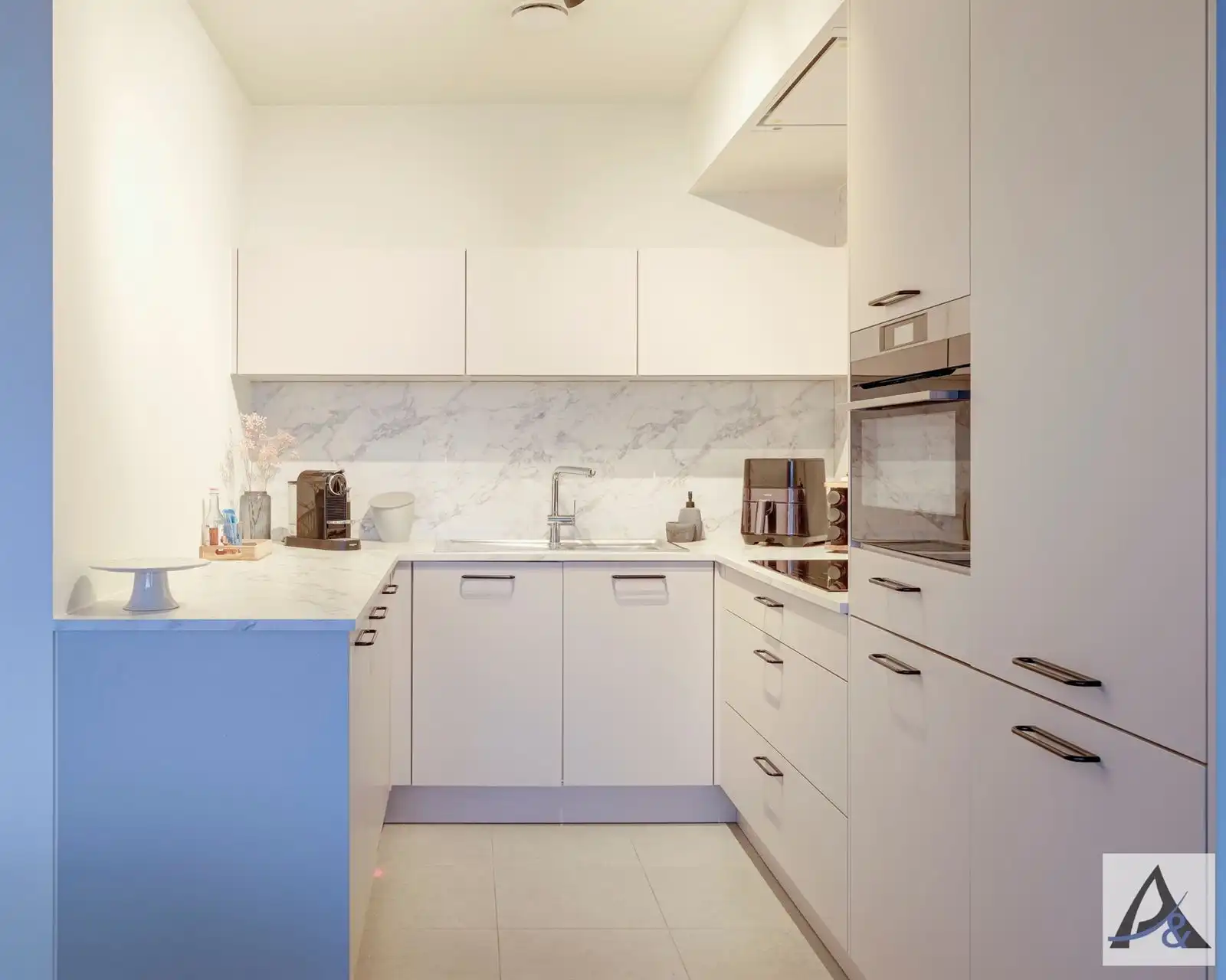 Appartement met 2 slaapkamers, ondergrondse autostaanplaats en kelderberging foto 14