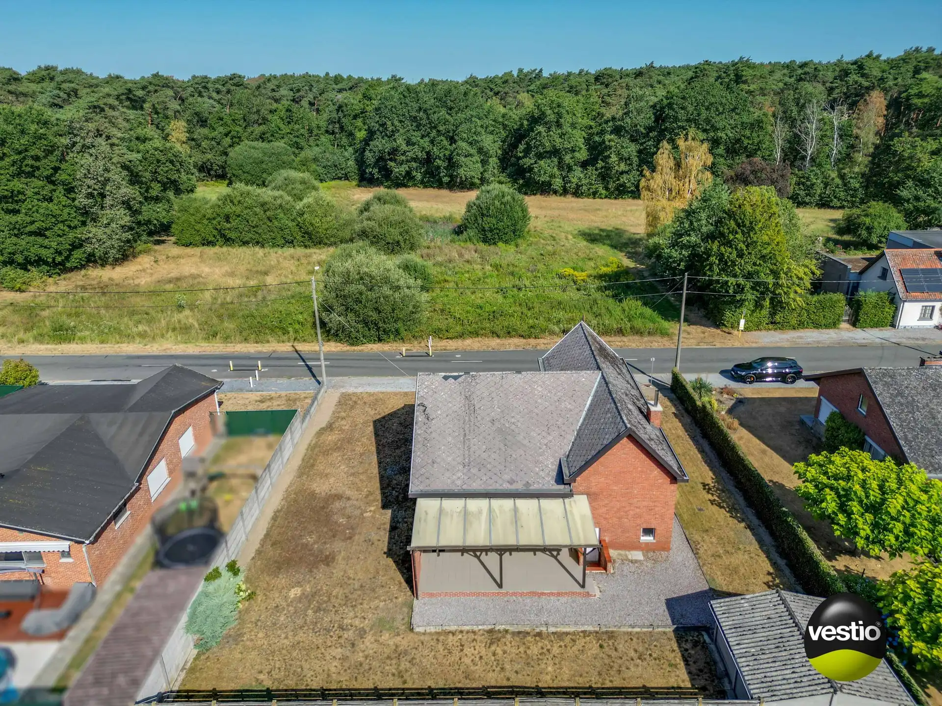RUSTIG GELEGEN, TE RENOVEREN WONING TE STAL-KOERSEL foto 6