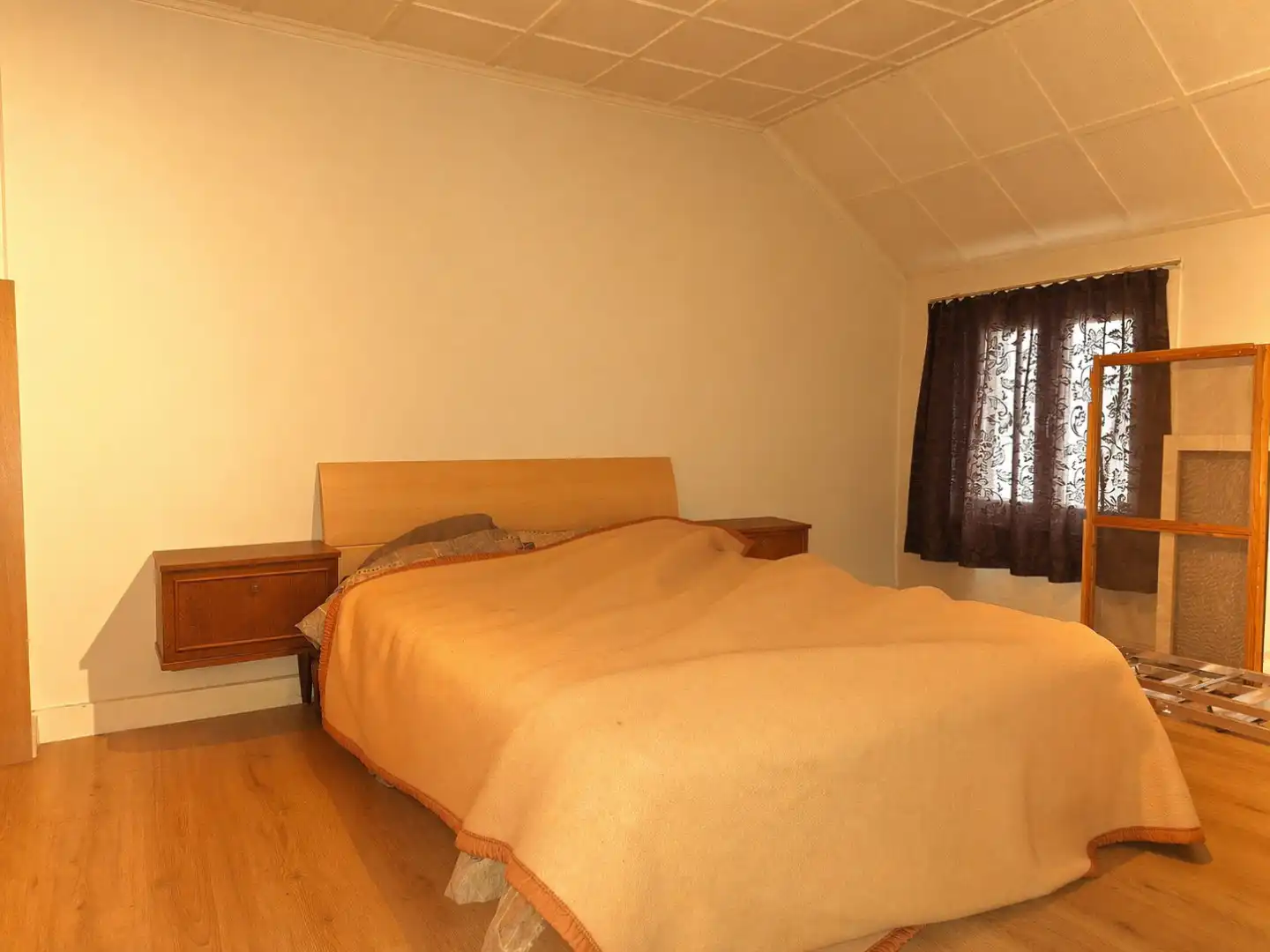 Op te frissen rijwoning foto 6