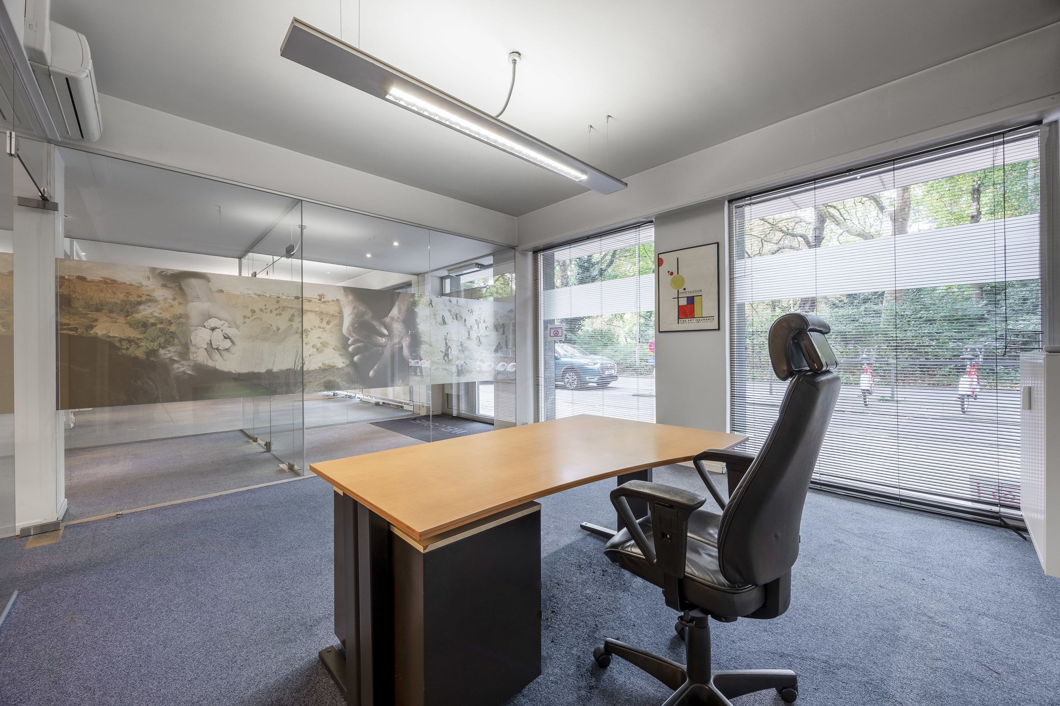 Commercieel handelspand (236m²) op centrale ligging foto 14