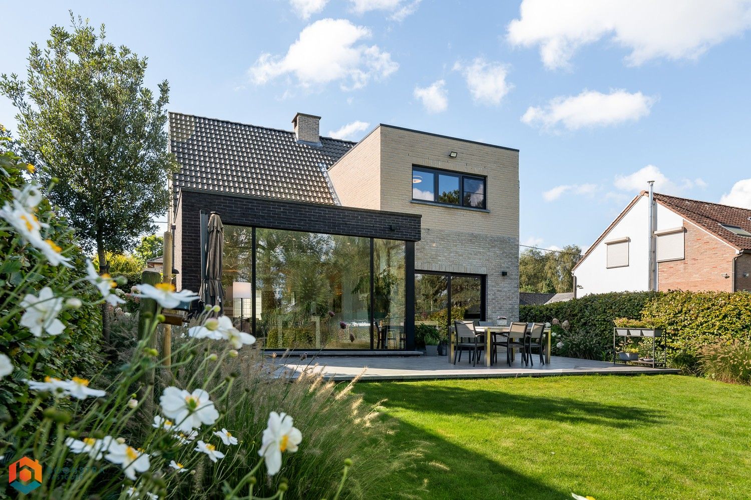 Instapklare woning met 3 slpkrs en tuin in Putte foto 2