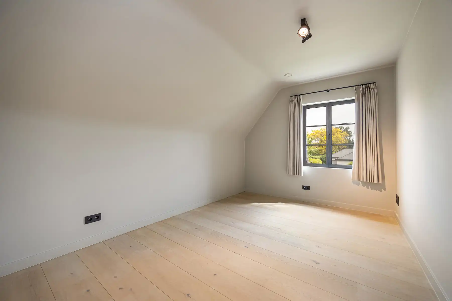 LUXUEUS LANDELIJK WONEN OP TOPNIVEAU foto 20