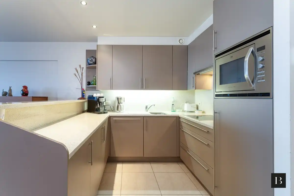 prachtig appartement op de zeedijk te Blankenberge foto 8