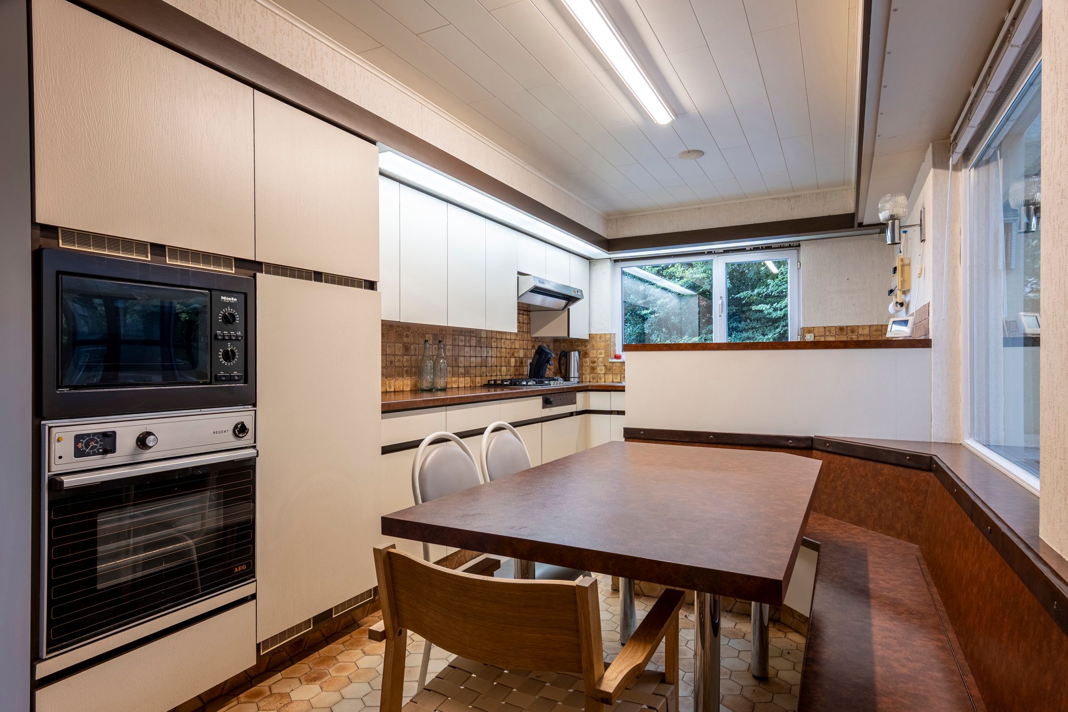 Ruime woning met grote opslagplaats in Beerse foto 9