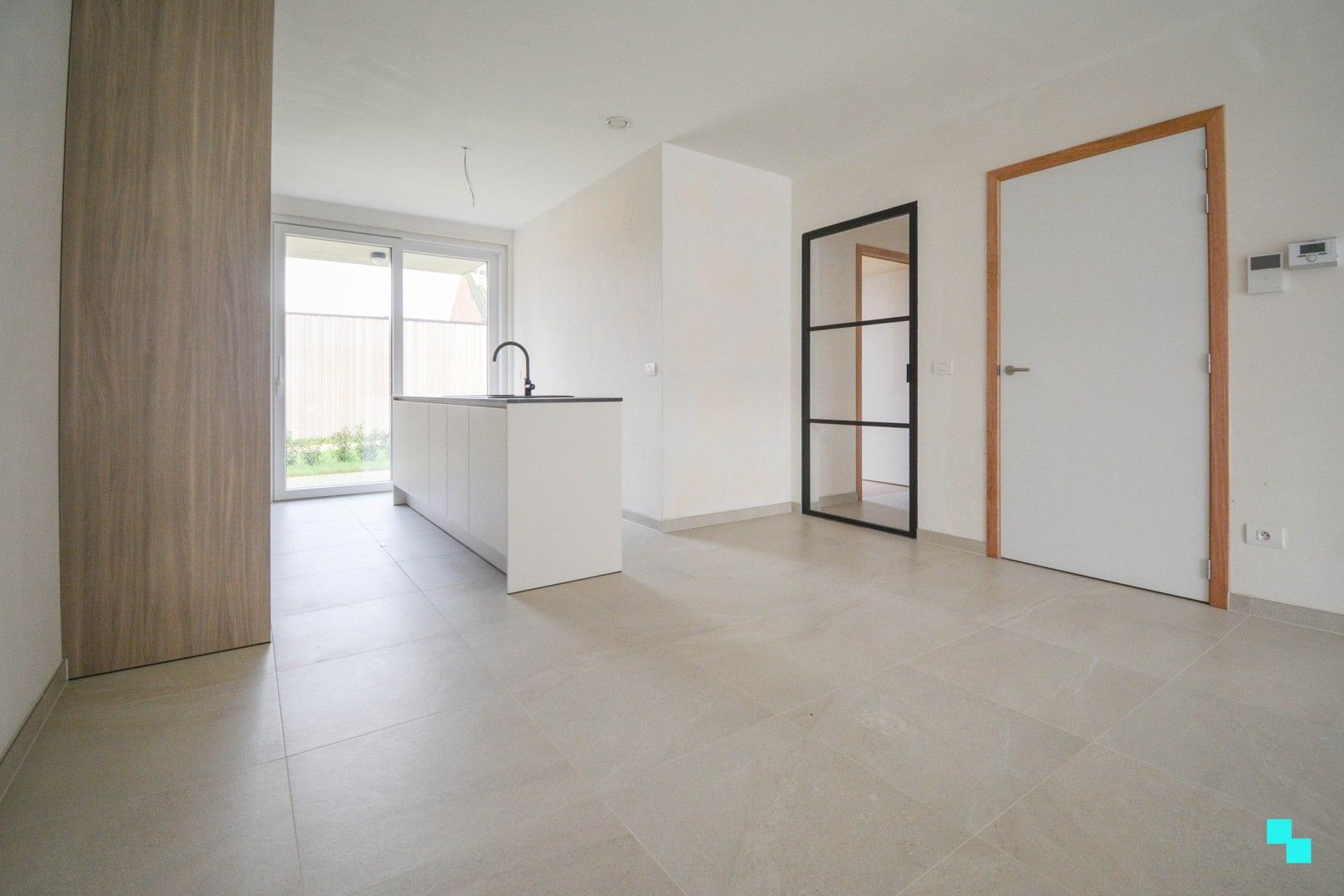 Nieuwbouw gelijkvloers appartement met tuintje in dorpskern Gits foto 5