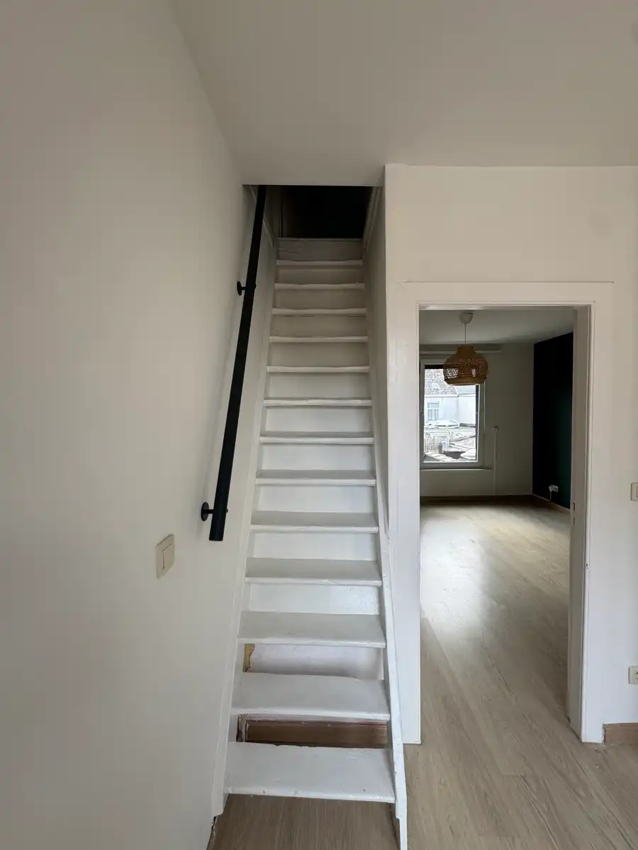 Instapklare woning met 2 slpk + ingerichte zolder foto 14