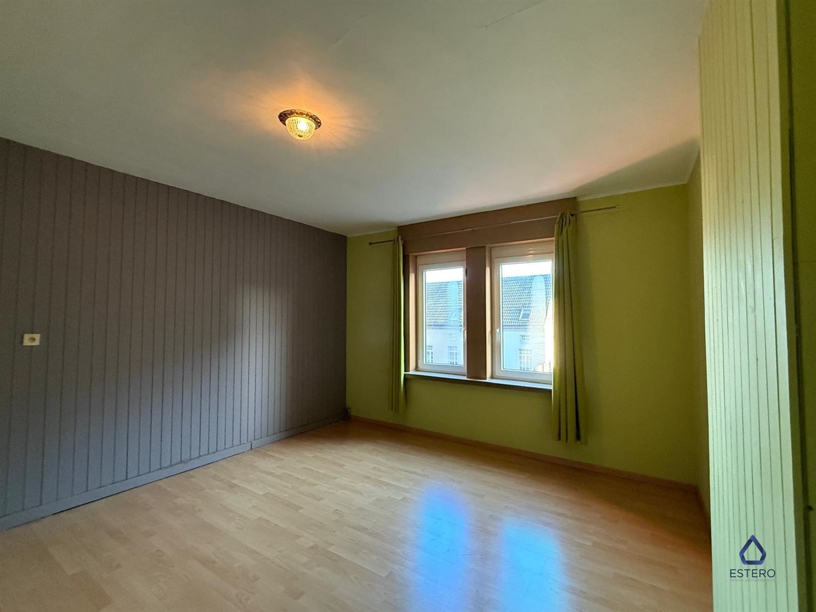 Ruime 2-slaapkamerwoning in Mere foto 5