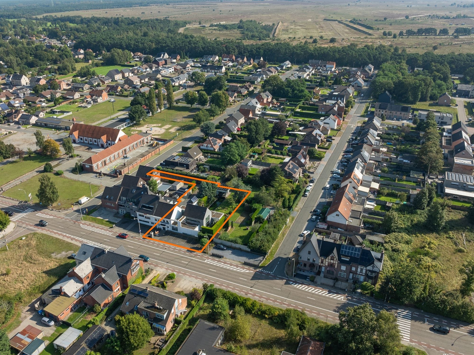 UNIEK PAND MET IDEALE WOON-EN WERKCOMBINATIE GELEGEN OP EEN PERCEEL VAN 15A98CA TE LEOPOLDSBURG foto 55