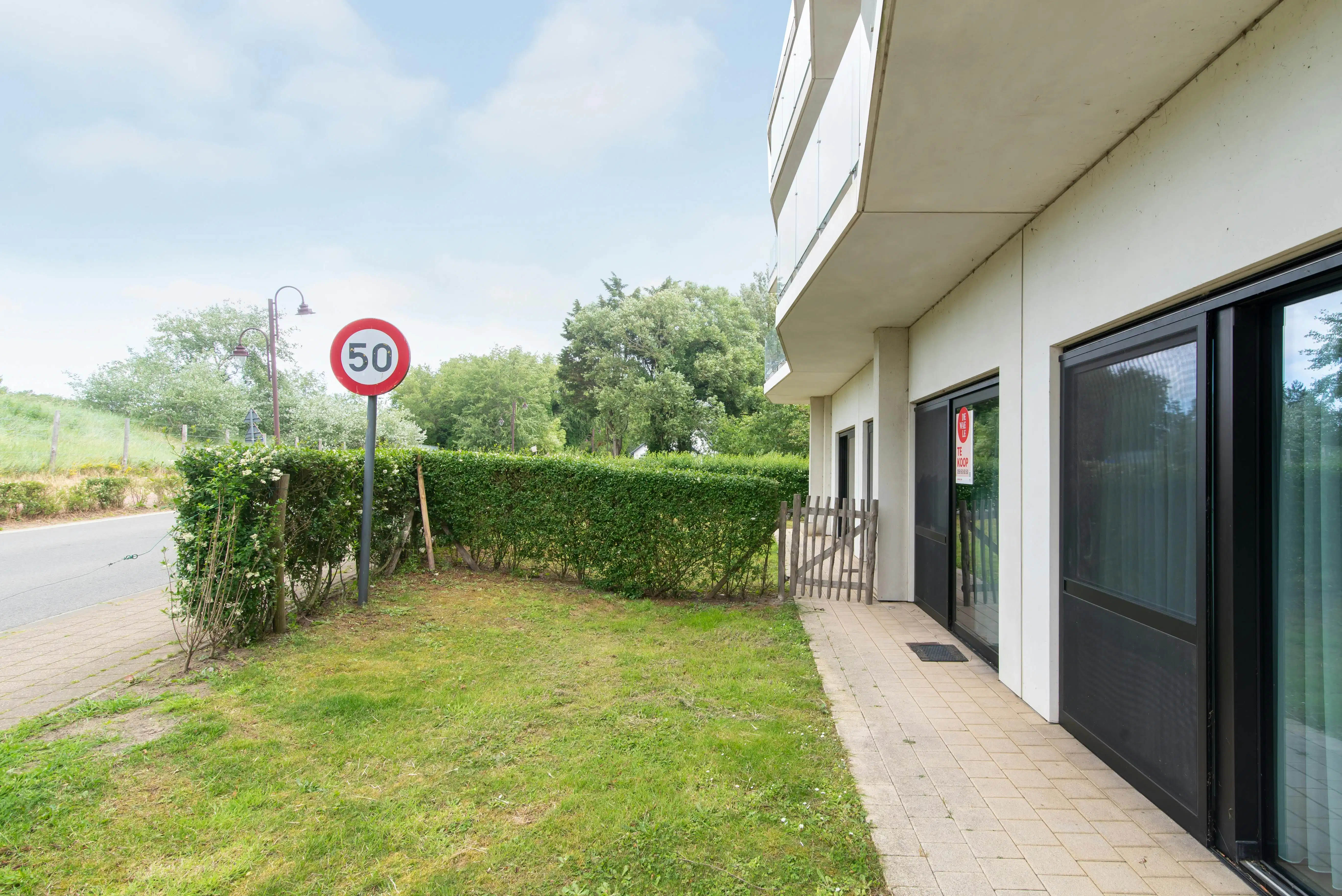 Prachtige assistentiewoning met zonnige tuin te De Haan foto 4
