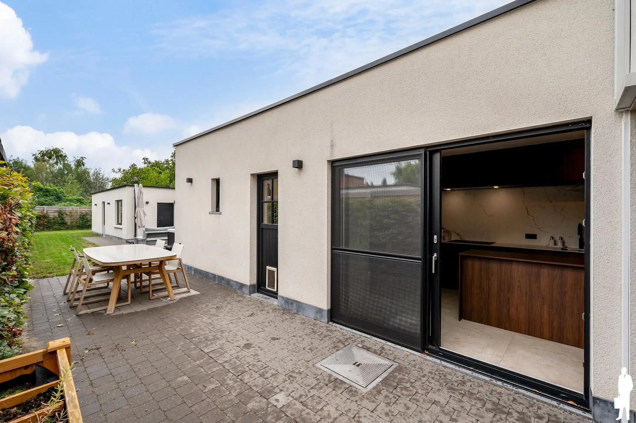 Volledig gerenoveerde woning in doodlopende straat met aangelegde tuin nabij centrum Berlaar. foto 22