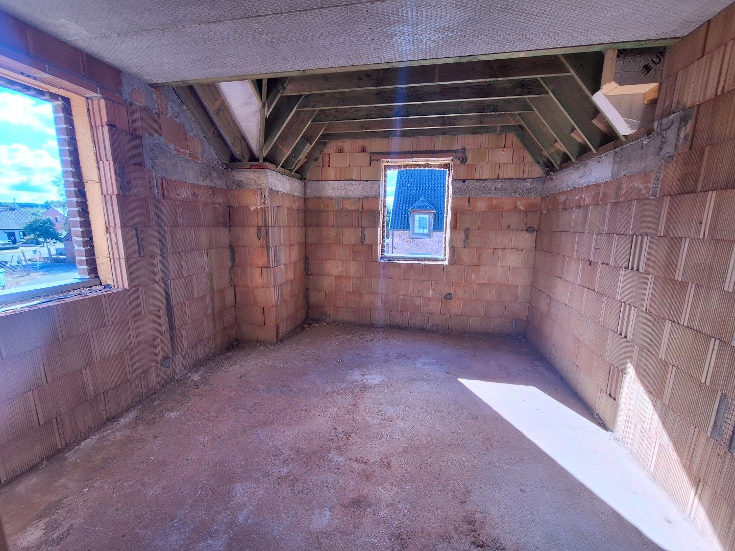 Alleenstaande nieuwbouwwoning met 5  SLK in een rustige omgeving te Damme foto 11