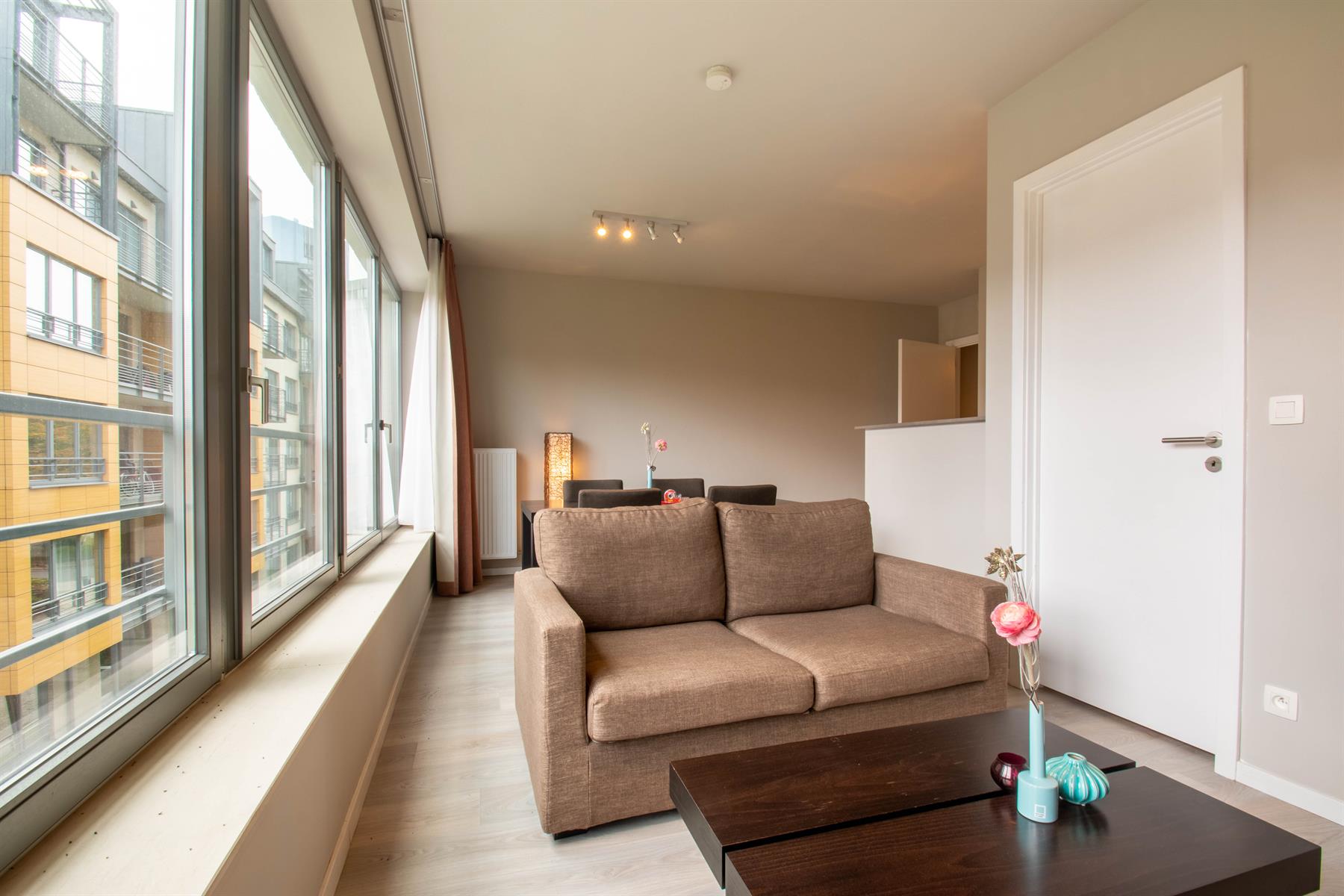 LICHTRIJK - GEMEUBELD Appartement 1 kamer (NAVO area) foto 3