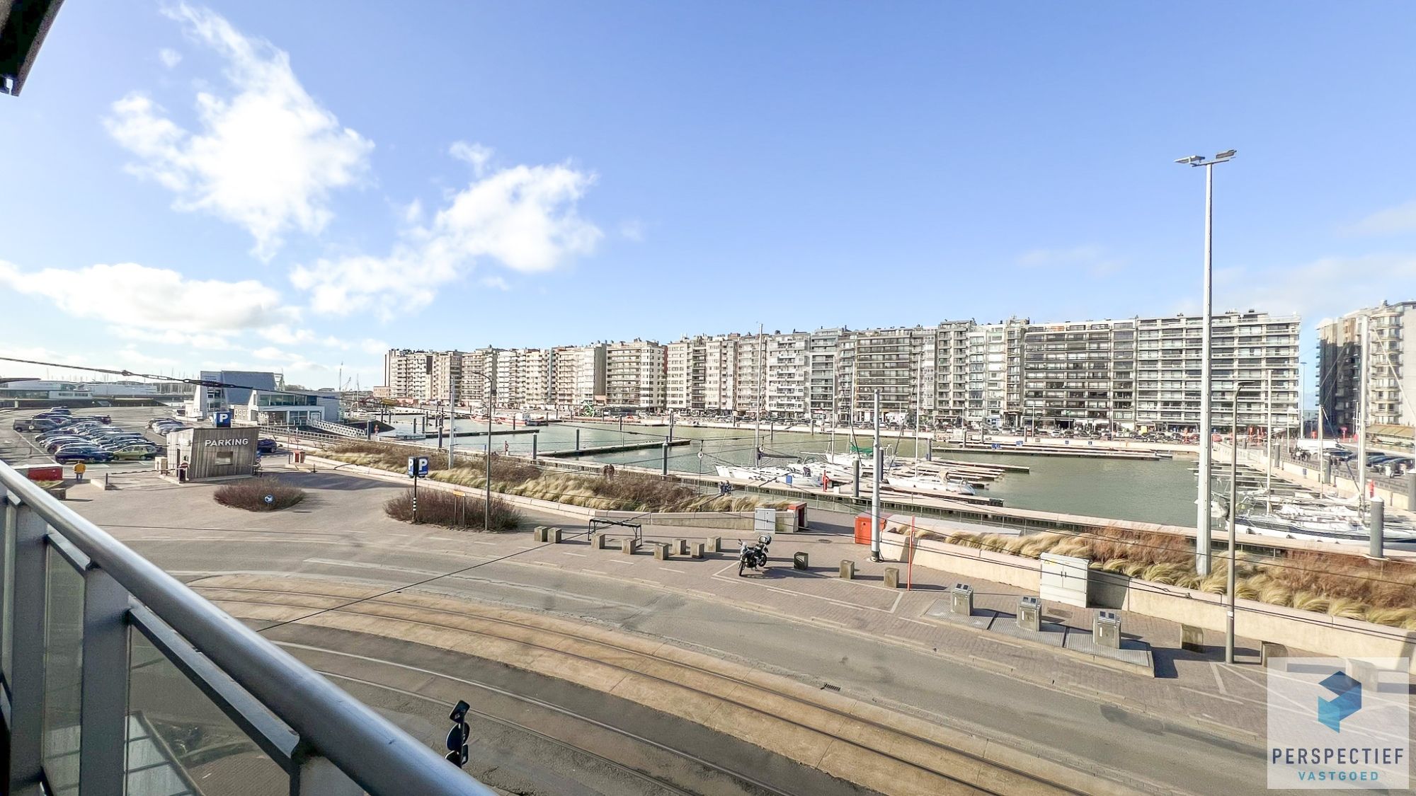 SUPERAANBOD, TOP LIGGING : GERENOVEERD HOEKAPPARTEMENT met 3 TERRASSEN en SCHITTEREND ZICHT OVER DE JACHTHAVEN & ZEE. foto 24