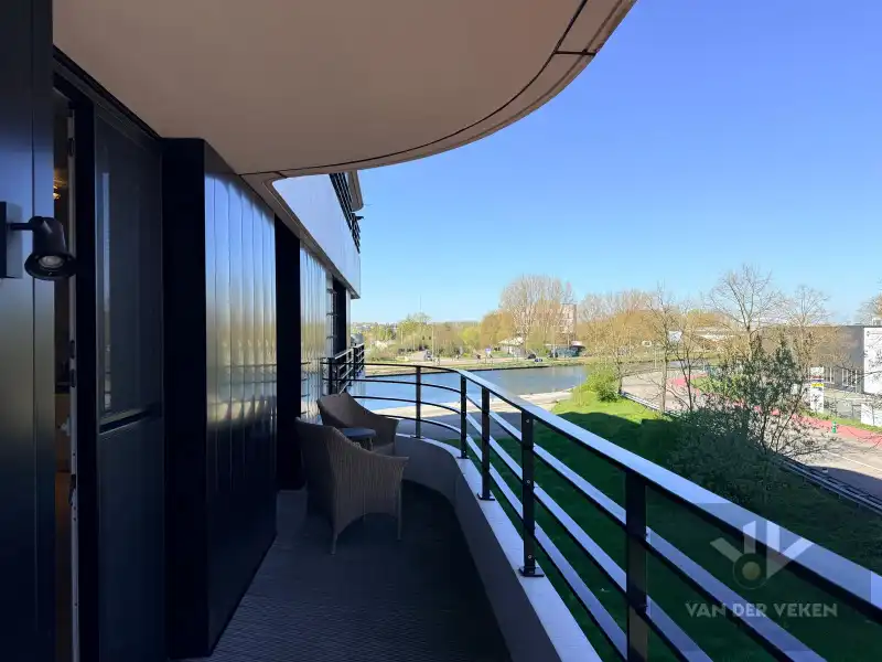 STUDIO OP EEN TOPLOCATIE!! foto 7