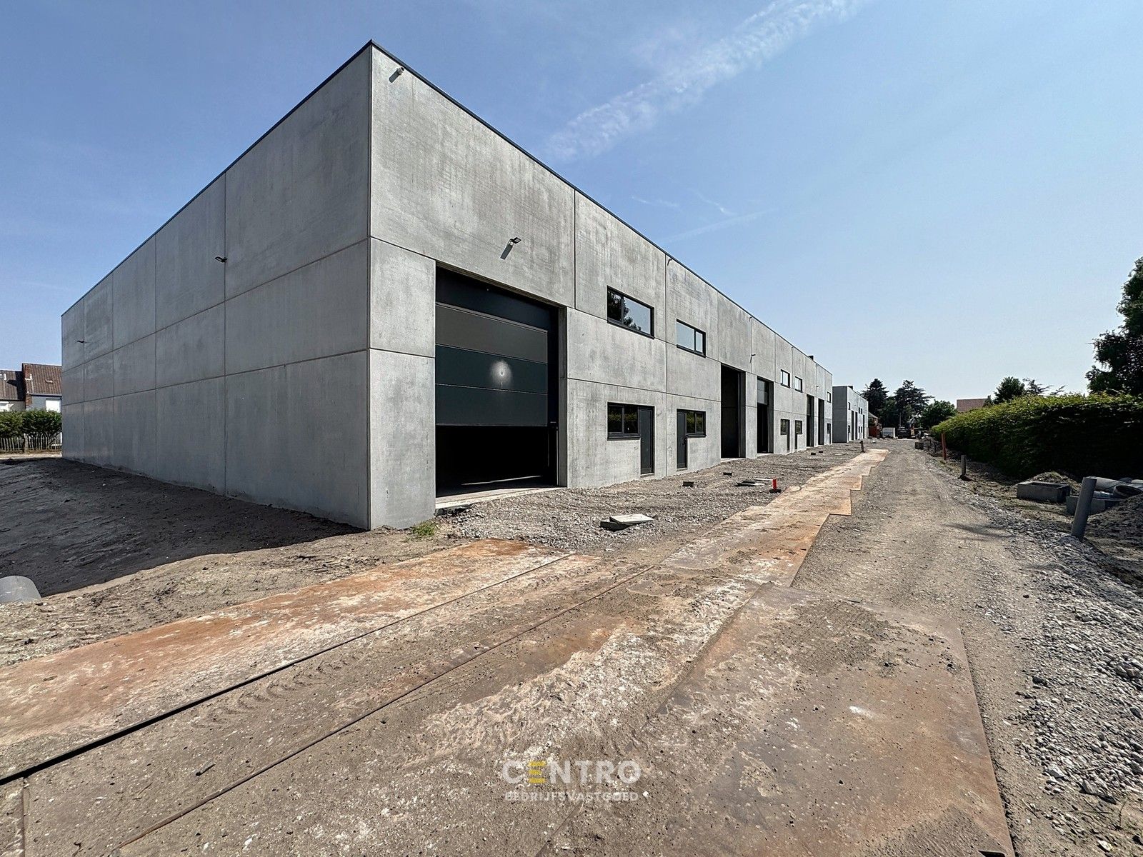 NIEUWBOUW KMO -Unit (270m2) te Eeklo vlakbij de N9! foto 3